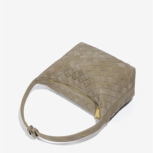 Luxurious Suede Hobo Bag - Women's Woven Leather Shoulder Bag with Spacious Inte - Picture 9 of 9